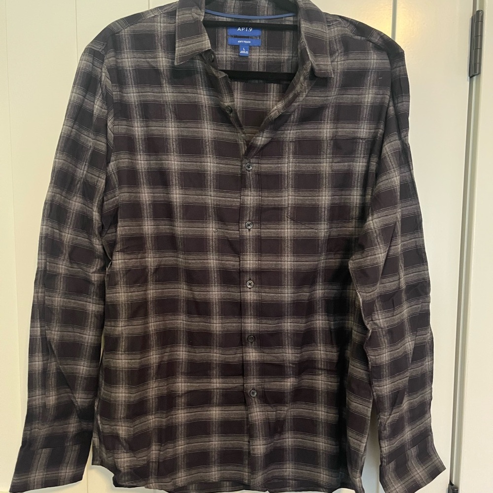 Men’s Flannel Button Up